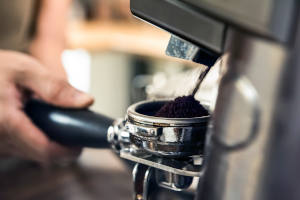 Espressomühle mit Siebträger für einen perfekten Espresso